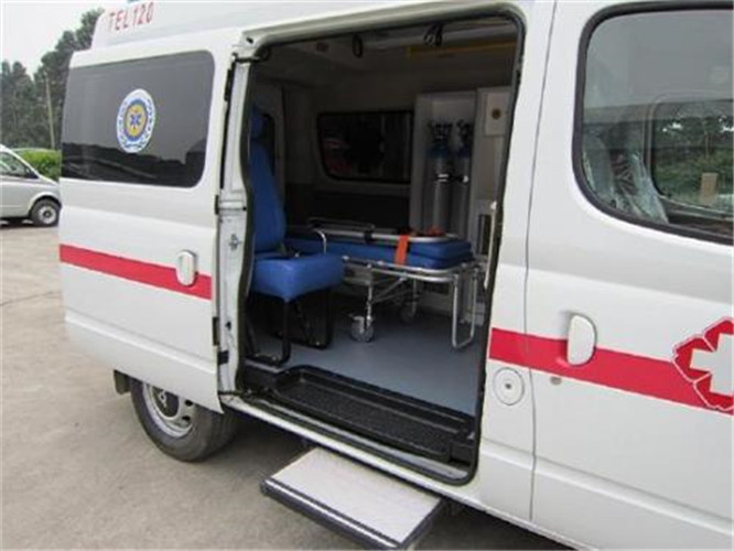 吴川救护车出租服务案例7